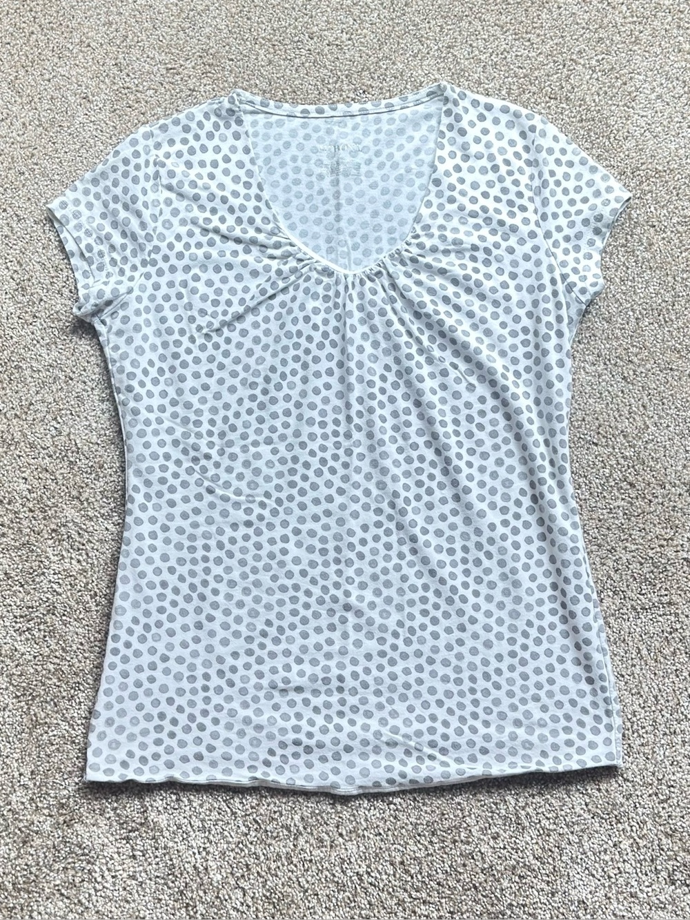 Merona Polka Dot Short Sleeve Scoop Neck Tee - White and Gray Women’s SIZE S